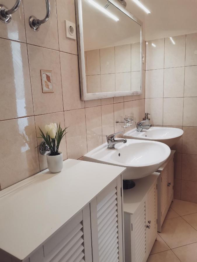 Apartments Matesic Ninski Stanovi Zewnętrze zdjęcie