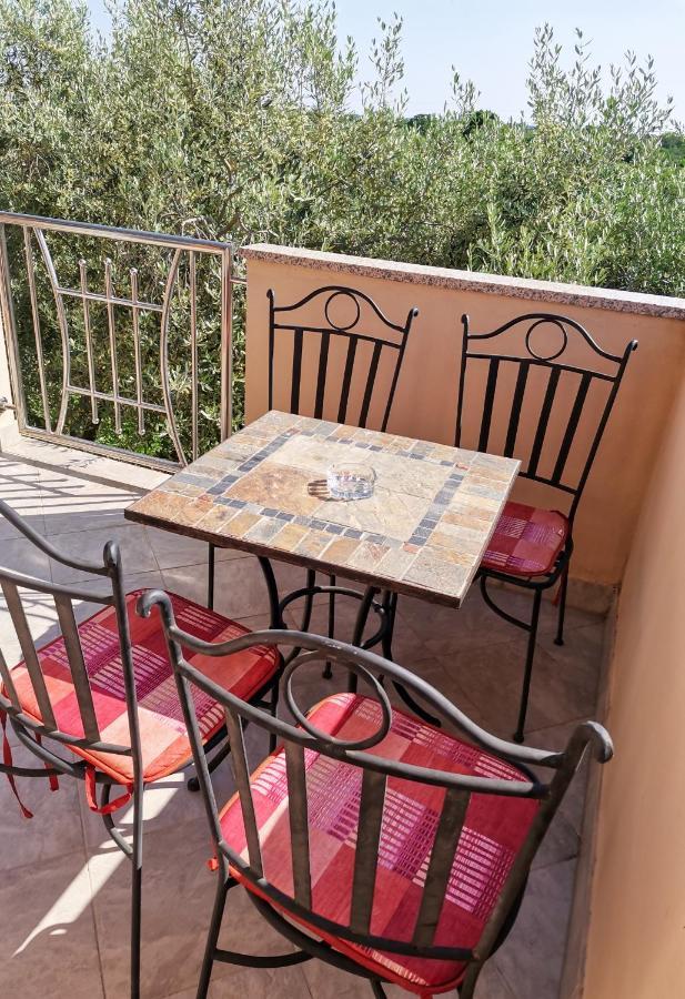 Apartments Matesic Ninski Stanovi Zewnętrze zdjęcie