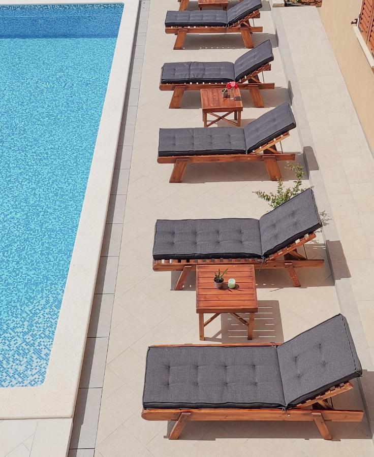 Apartments Matesic Ninski Stanovi Zewnętrze zdjęcie