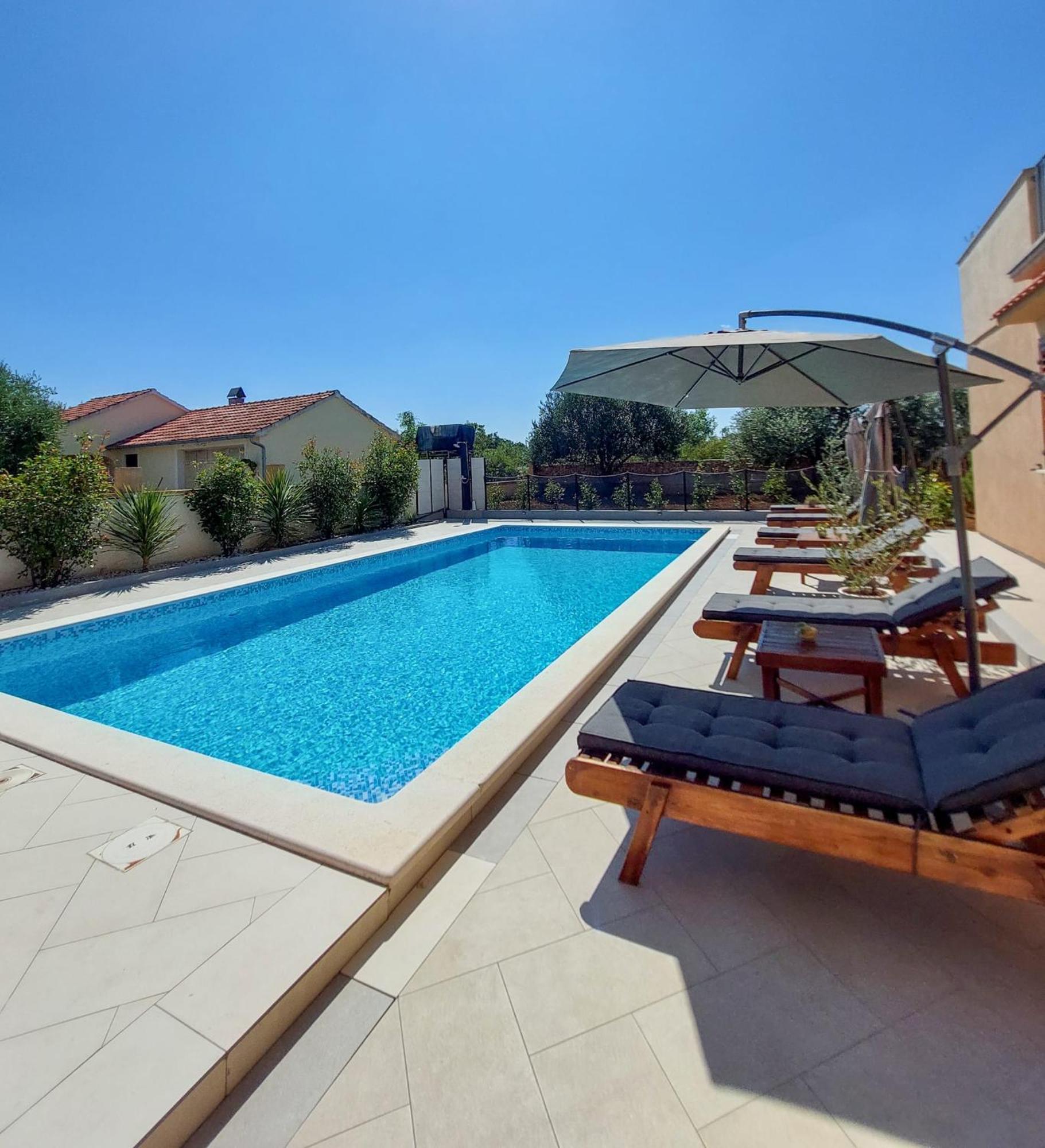 Apartments Matesic Ninski Stanovi Zewnętrze zdjęcie